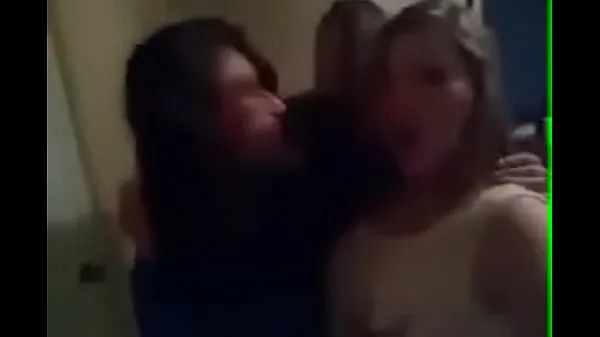XXX Lesbian brunettes banging while he recorded them megaelokuvaa