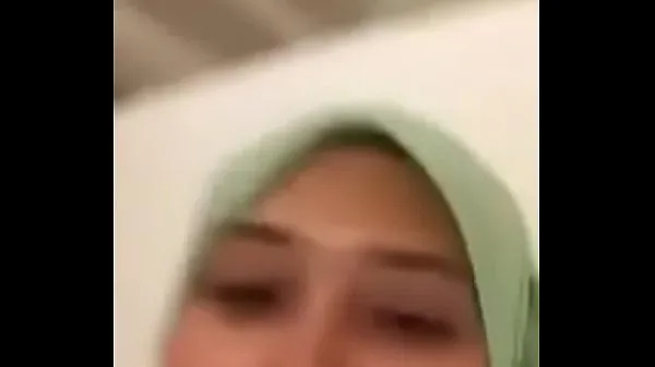 XXX Green tudung malay blowjob with sex in hotel میگا موویز
