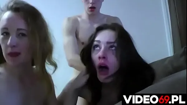 XXX Polish porn - Two teenage friends share a boyfriend 메가 영화