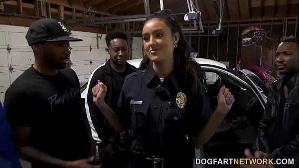 XXX Police Officer Job Is A Suck - Eliza Ibarra ภาพยนตร์ขนาดใหญ่