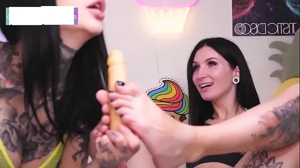 XXX lesbians fuck with double dildo sexy blowjob footjob megafilmer