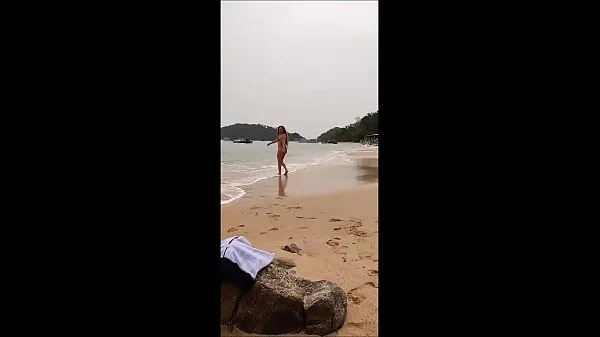 XXX good on Brazil's beach - broadcasting straight to our social networks phim lớn