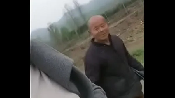 XXX The kinky baby seduce the old man to find pleasure in the wild phim lớn