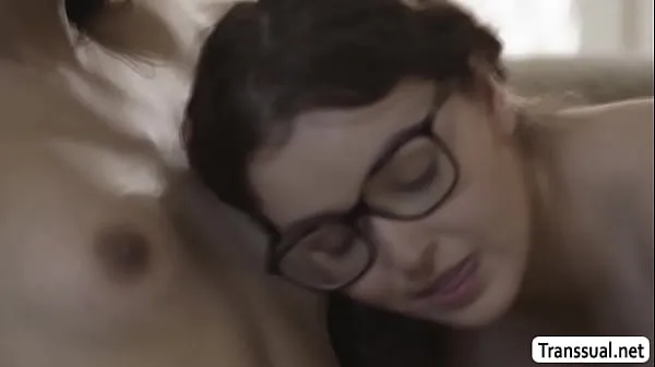XXXThin shemale fucks nerd babes tight wet pussy大型电影